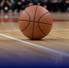 Basketbol topu və meydança